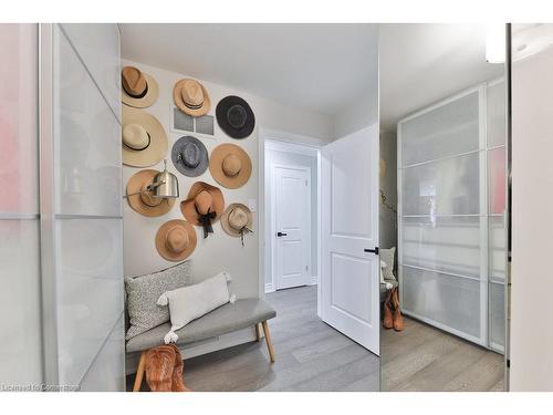 3512 Rubens Court, Burlington, ON - Indoor Photo Showing Bathroom