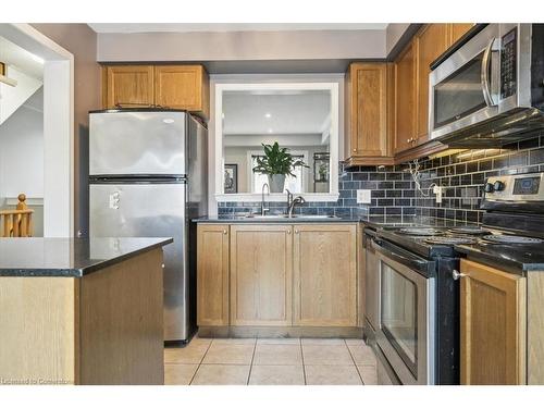 51-470 Beach Boulevard, Hamilton, ON - Indoor Photo Showing Kitchen With Stainless Steel Kitchen With Double Sink