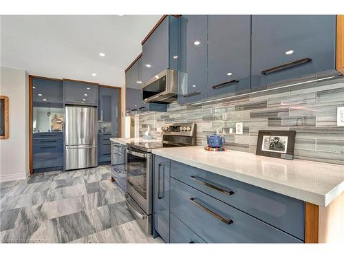 3479 Spruce Avenue, Burlington, ON - Indoor Photo Showing Kitchen With Stainless Steel Kitchen With Upgraded Kitchen