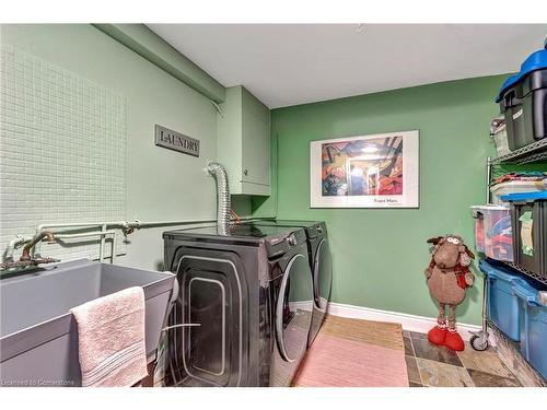 3479 Spruce Avenue, Burlington, ON - Indoor Photo Showing Laundry Room