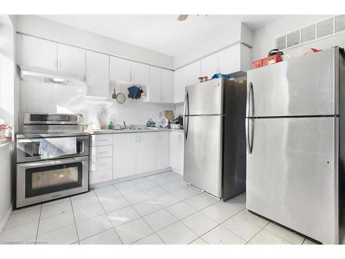 770 Barton Street E, Hamilton, ON - Indoor Photo Showing Kitchen