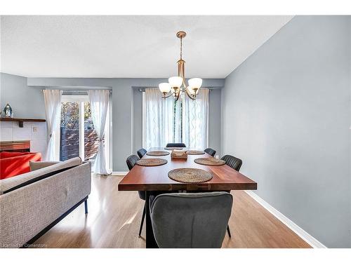 136 Essling Avenue, Hamilton, ON - Indoor Photo Showing Dining Room