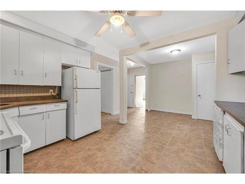 228 Duke Street, Hamilton, ON - Indoor Photo Showing Kitchen