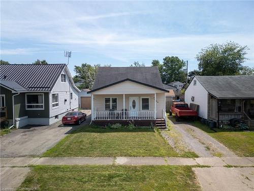 325 Simpson Avenue, Welland, ON - Outdoor With Deck Patio Veranda With Facade