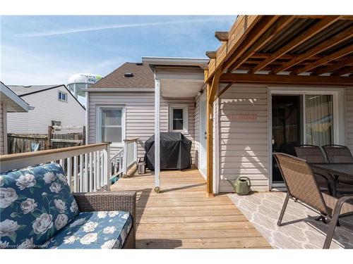 325 Simpson Avenue, Welland, ON - Outdoor With Deck Patio Veranda With Exterior