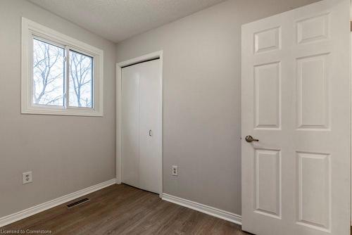 18 Agnes Street, Hamilton, ON - Indoor Photo Showing Other Room