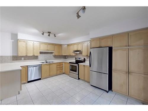 2200 Irving Street, Burlington, ON - Indoor Photo Showing Kitchen With Stainless Steel Kitchen