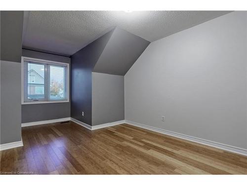 2200 Irving Street, Burlington, ON - Indoor Photo Showing Other Room