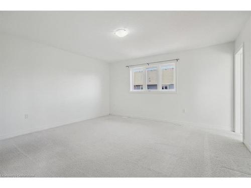 21 White Star Lane, Grimsby, ON - Indoor Photo Showing Other Room