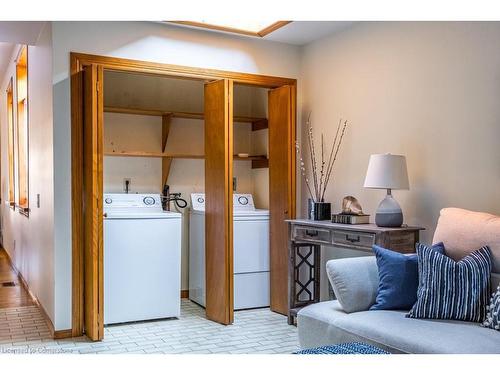 218 Bay Street S, Hamilton, ON - Indoor Photo Showing Laundry Room