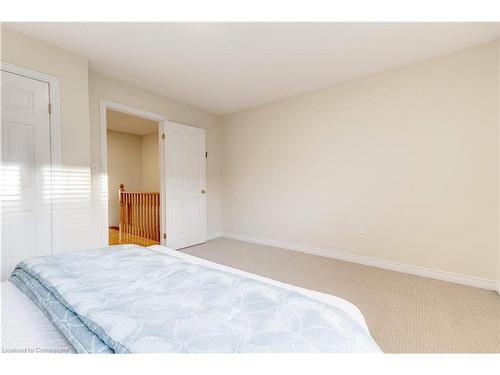 682 Summers Common, Burlington, ON - Indoor Photo Showing Bedroom