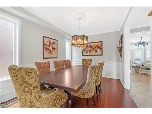 16 Gristmill Place, Hamilton, ON - Indoor Photo Showing Dining Room