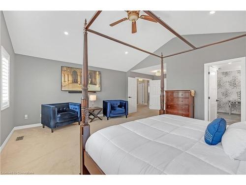 16 Gristmill Place, Hamilton, ON - Indoor Photo Showing Bedroom