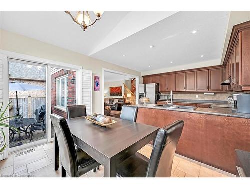 226 Tanglewood Drive, Binbrook, ON - Indoor Photo Showing Dining Room