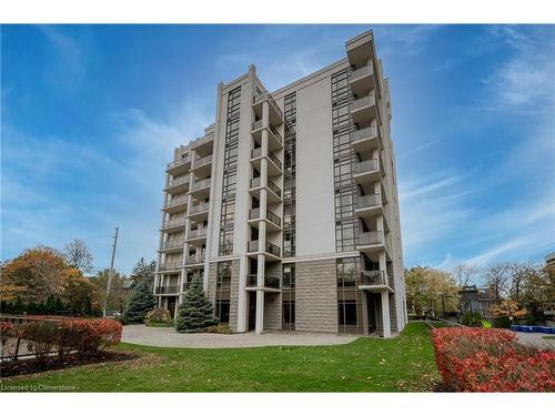 711-90 Charlton Avenue W, Hamilton, ON - Outdoor With Balcony With Facade