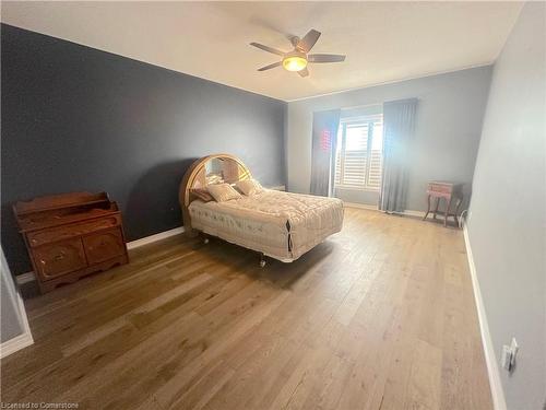 214 Millen Road, Hamilton, ON - Indoor Photo Showing Bedroom