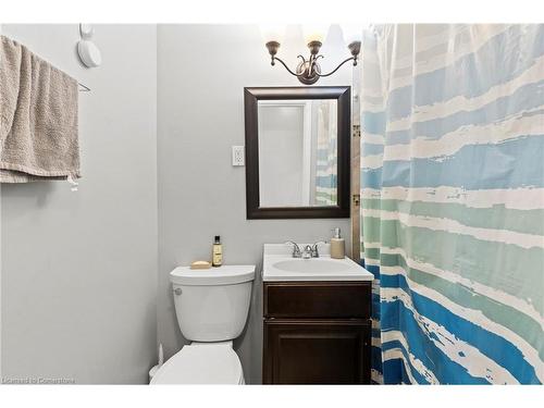 Main-81 East 23Rd Street, Hamilton, ON - Indoor Photo Showing Bathroom