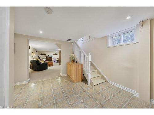 7 Underhill Avenue, Dundas, ON - Indoor Photo Showing Other Room