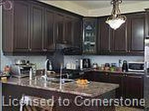 80 Tatra Crescent, Brampton, ON - Indoor Photo Showing Kitchen