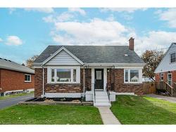 1108 Queensdale Avenue E Hamilton, ON L8T 1J7