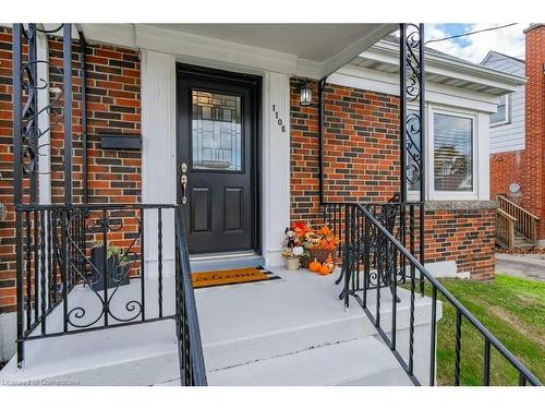 1108 Queensdale Avenue E, Hamilton, ON - Outdoor