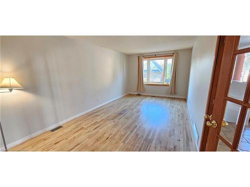 61 East 26Th Street, Hamilton, ON - Indoor Photo Showing Other Room