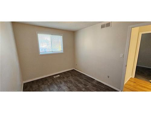 61 East 26Th Street, Hamilton, ON - Indoor Photo Showing Other Room