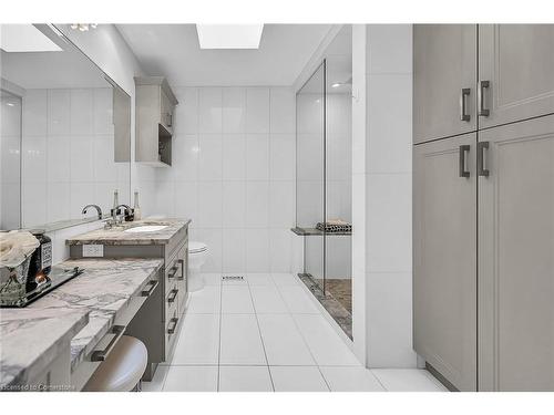 58 Tamwood Court, Stoney Creek, ON - Indoor Photo Showing Bathroom