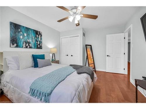 58 Tamwood Court, Stoney Creek, ON - Indoor Photo Showing Bedroom