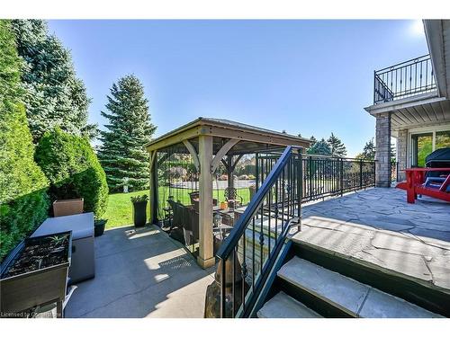 58 Tamwood Court, Stoney Creek, ON - Outdoor