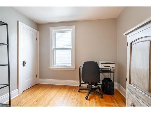 53 Tuxedo Avenue S, Hamilton, ON - Indoor Photo Showing Office