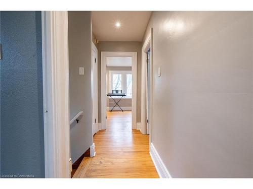 53 Tuxedo Avenue S, Hamilton, ON - Indoor Photo Showing Other Room