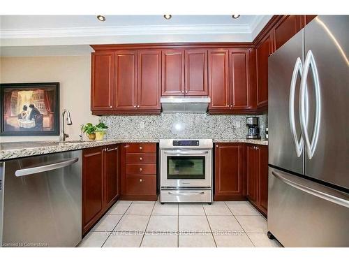 63 Polonia Avenue, Brampton, ON - Indoor Photo Showing Kitchen