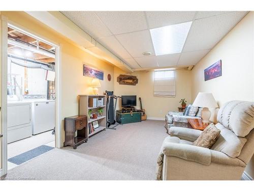 53 Myrtle Avenue, St. Catharines, ON - Indoor Photo Showing Basement