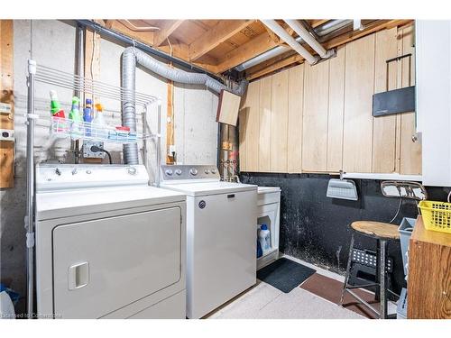 53 Myrtle Avenue, St. Catharines, ON - Indoor Photo Showing Laundry Room