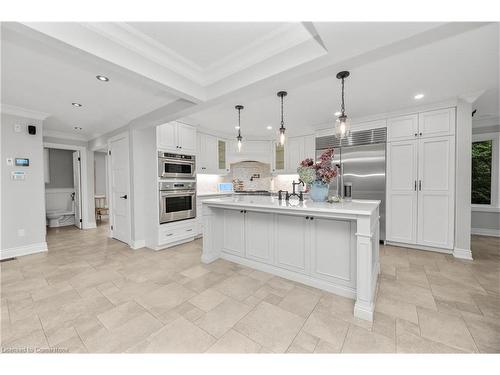 185 Central Drive, Ancaster, ON - Indoor Photo Showing Kitchen With Upgraded Kitchen