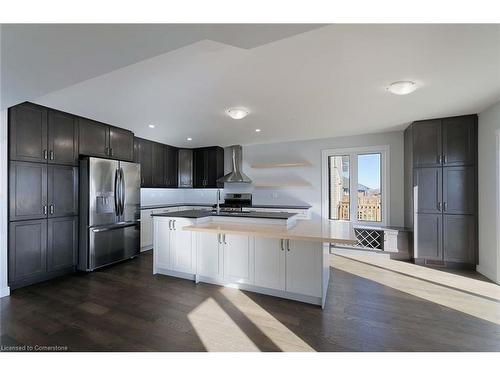 901 Bamford Terrace, Peterborough, ON - Indoor Photo Showing Kitchen With Upgraded Kitchen