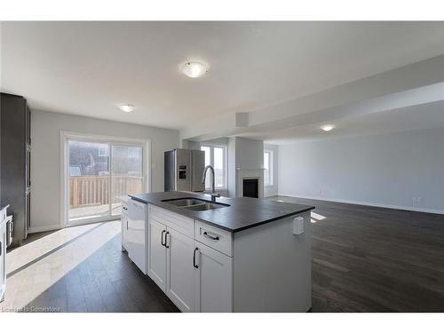 901 Bamford Terrace, Peterborough, ON - Indoor Photo Showing Kitchen With Double Sink