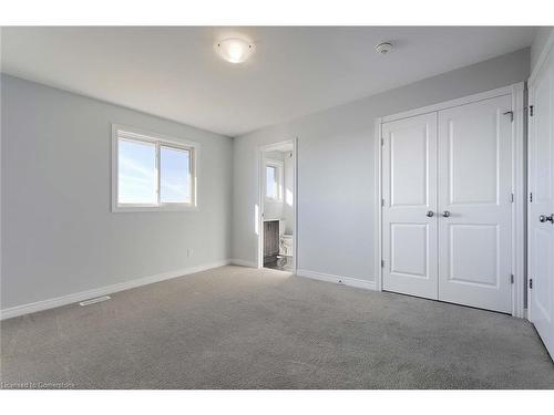 901 Bamford Terrace, Peterborough, ON - Indoor Photo Showing Other Room