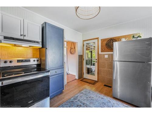 266 Cochrane Road, Hamilton, ON - Indoor Photo Showing Kitchen