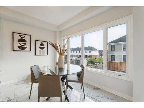 245 Dicenzo Drive, Hamilton, ON - Indoor Photo Showing Dining Room