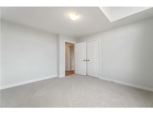 245 Dicenzo Drive, Hamilton, ON - Indoor Photo Showing Other Room