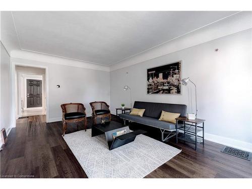 97 Knyvet Avenue, Hamilton, ON - Indoor Photo Showing Living Room