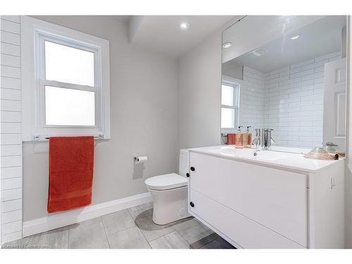 97 Knyvet Avenue, Hamilton, ON - Indoor Photo Showing Bathroom