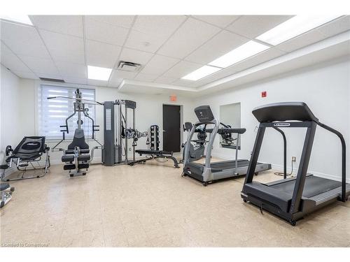 406-5340 Lakeshore Road, Burlington, ON - Indoor Photo Showing Gym Room