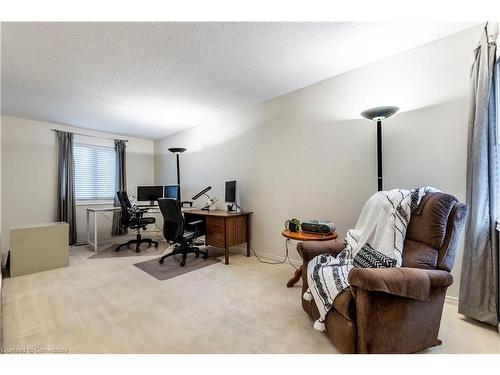 115-2205 South Millway, Mississauga, ON - Indoor Photo Showing Office