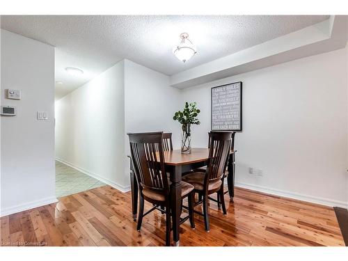 115-2205 South Millway, Mississauga, ON - Indoor Photo Showing Dining Room