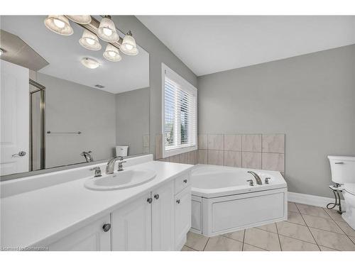 275 Holloway Terrace, Milton, ON - Indoor Photo Showing Bathroom