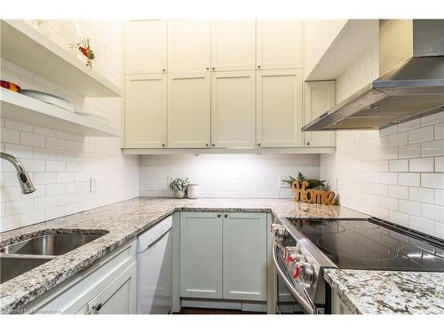 405-50 Main Street, Dundas, ON - Indoor Photo Showing Kitchen With Double Sink With Upgraded Kitchen