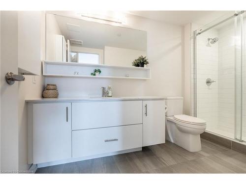 512-340 Plains Road, Burlington, ON - Indoor Photo Showing Bathroom